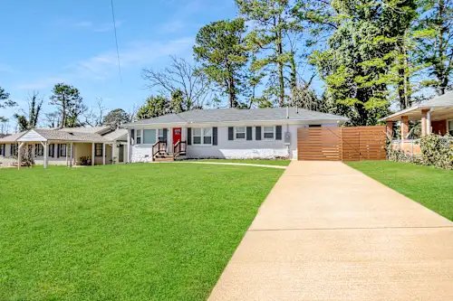 Decatur House: 2031 Connie Ln,