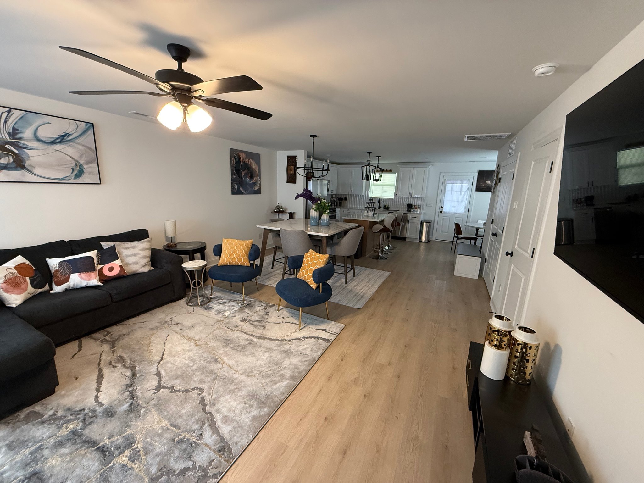 Charlotte Townhome: 2808 Old Steele Creek Rd