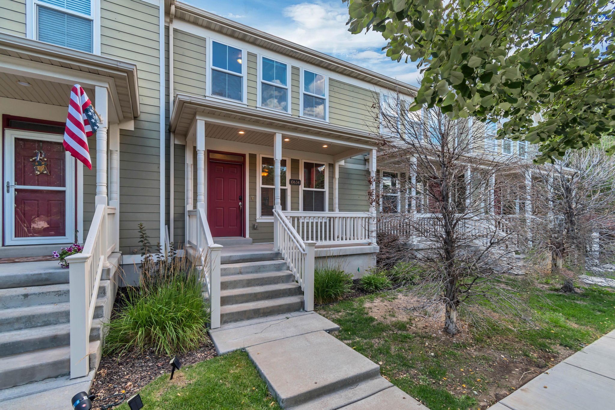 South Jordan Townhome: 10634 S Topview Rd