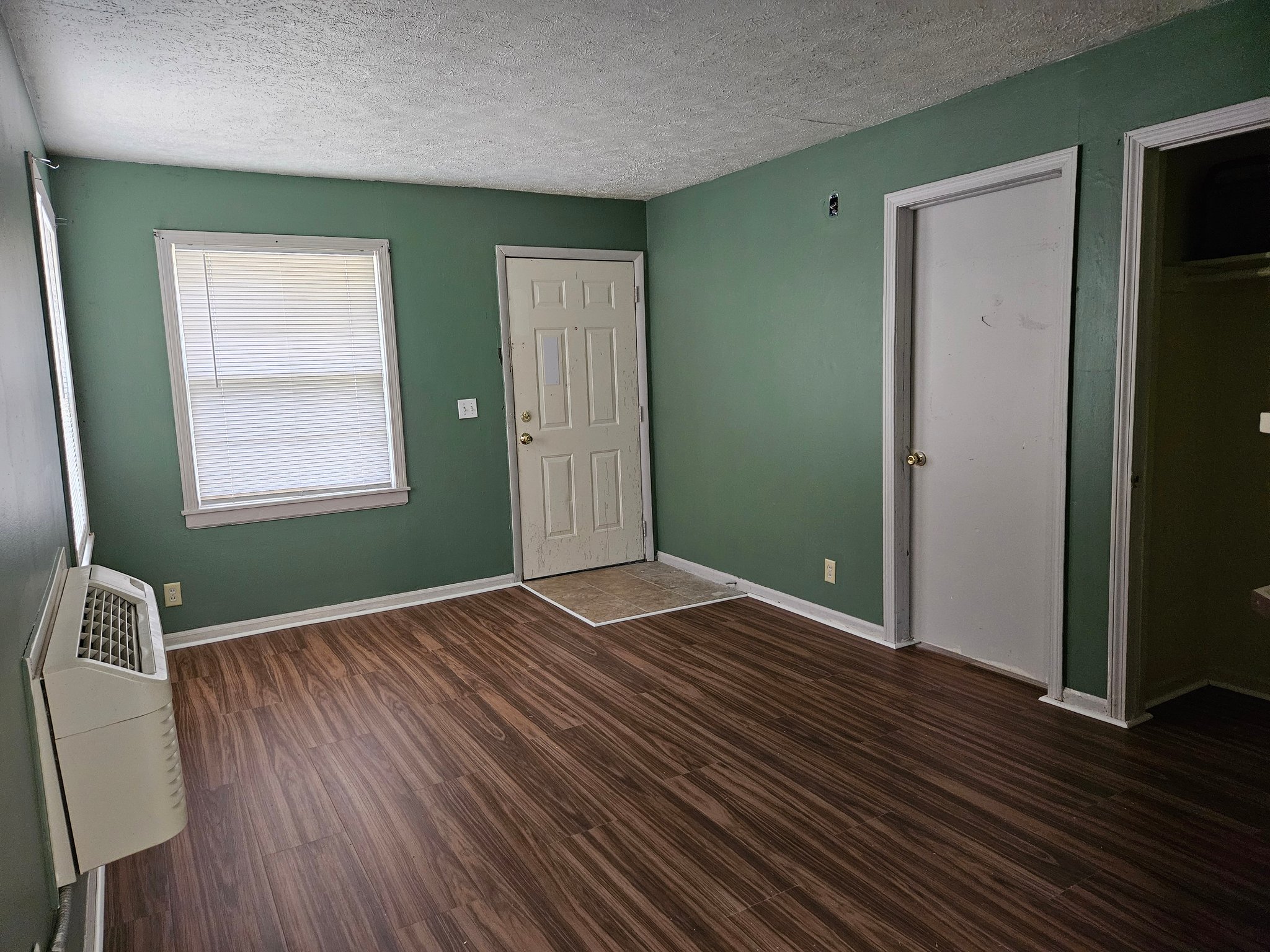 Wichita Multiplex: 1036 N Estelle Ave