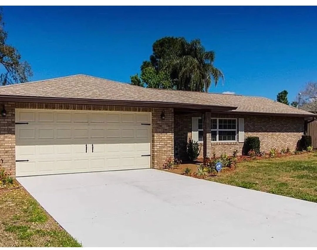Deltona House: 2380 Alton Rd