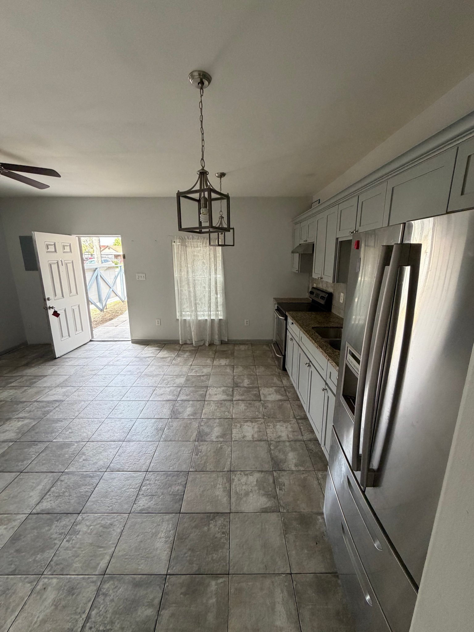 Mcallen Apartment: 401 S 21st Street