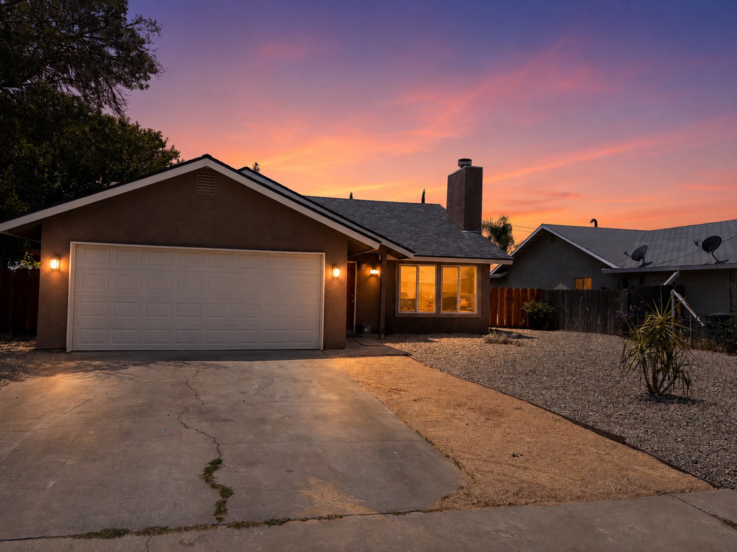 Madera House: 28260 Posey Ave