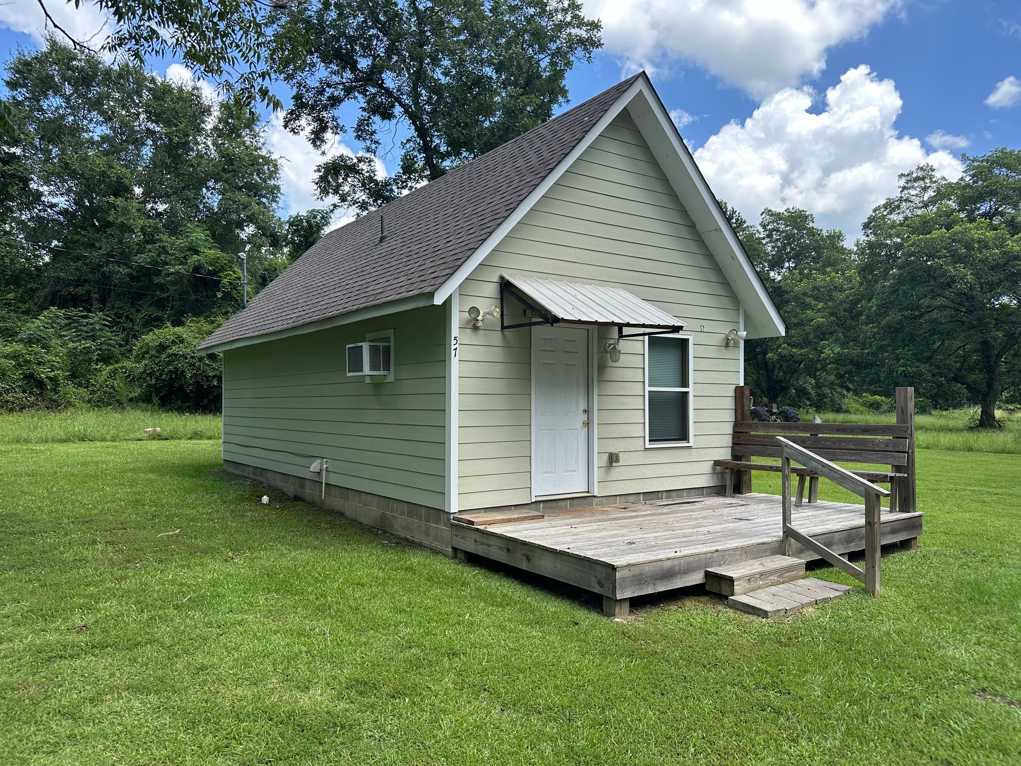 Opelika House: 57 Lee road 112