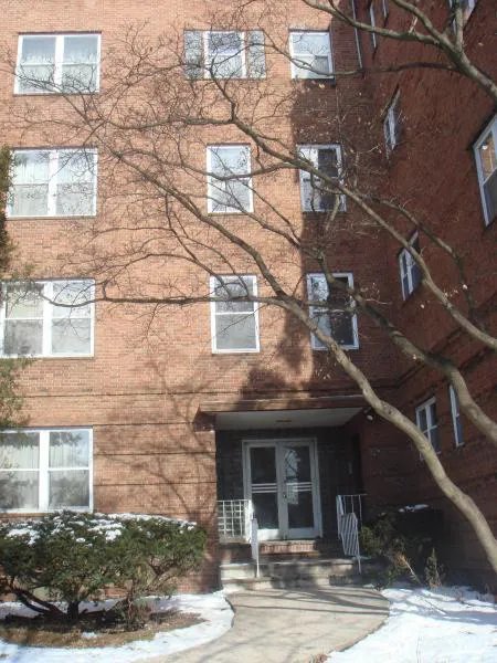 Plainfield Apartment: 909 Park Ave