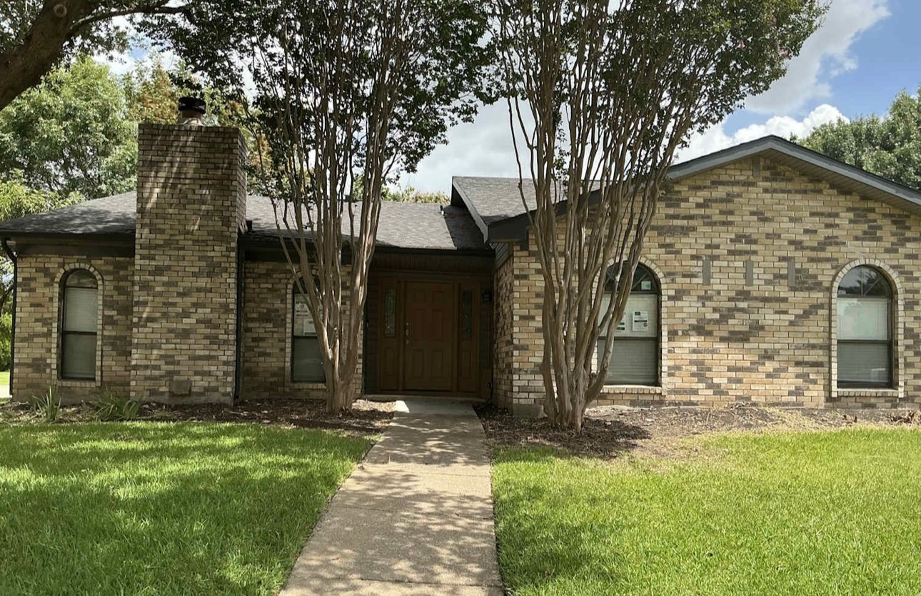 Plano Townhome: 1217 Lombardy Dr, Plano