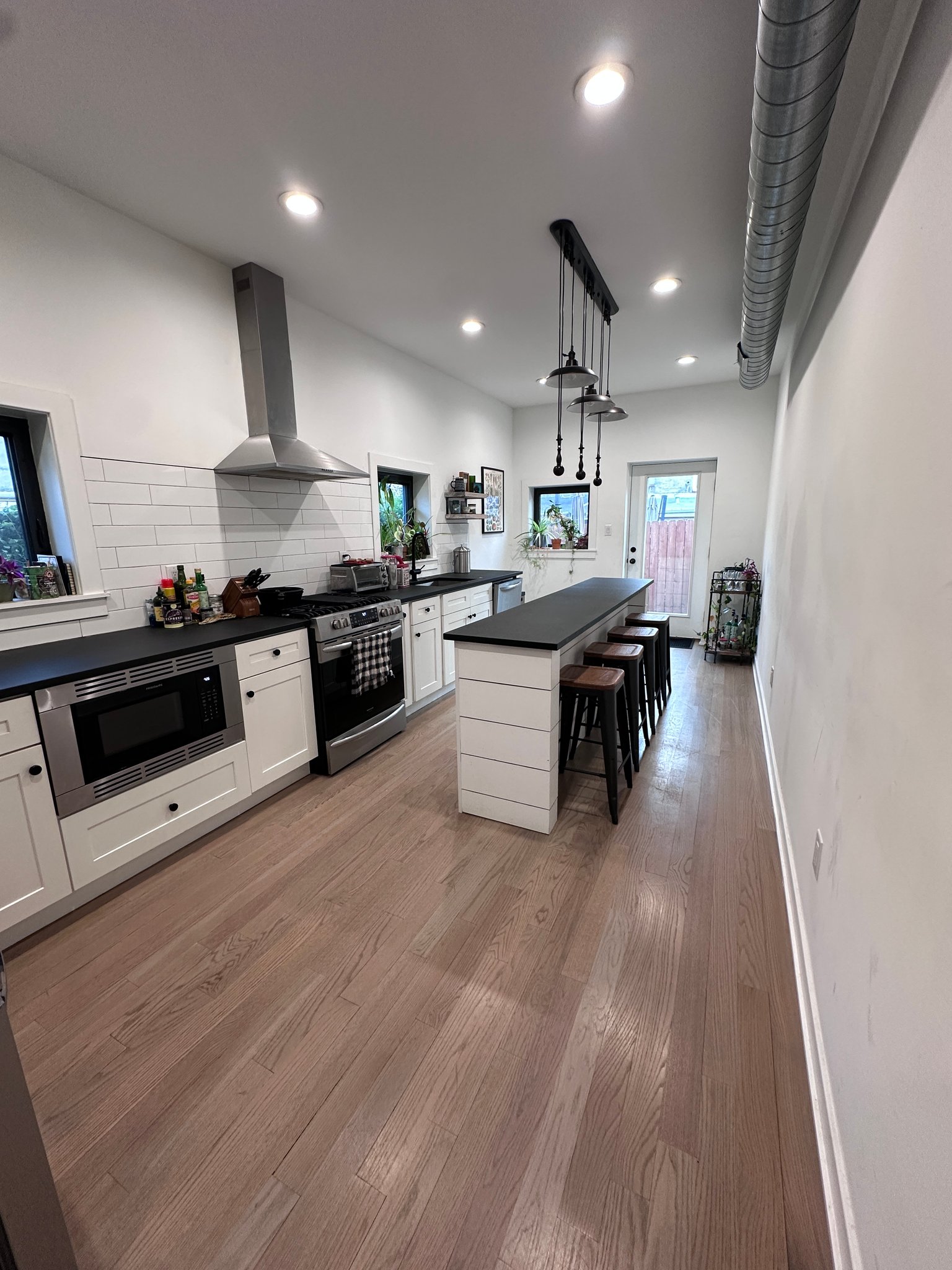 Philadelphia Townhome: 2034 E Hazzard St
