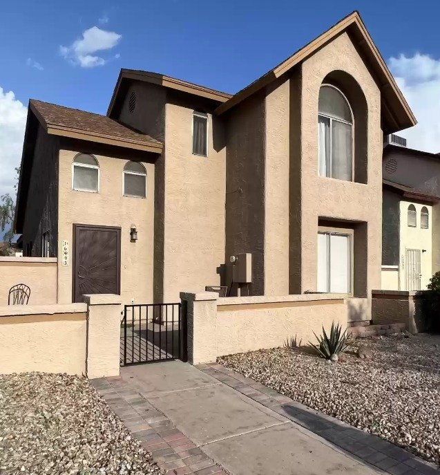 Peoria House: 16493 N 67th Ln