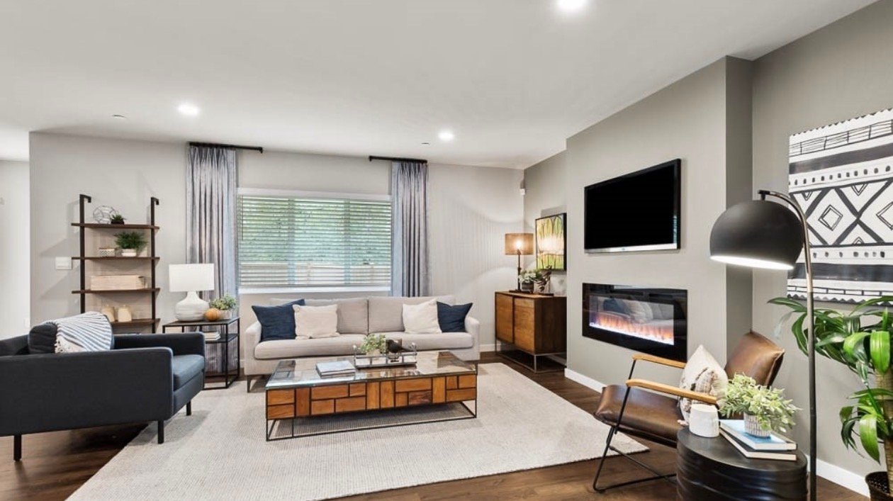 Everett House: 9532 7th Ave SE