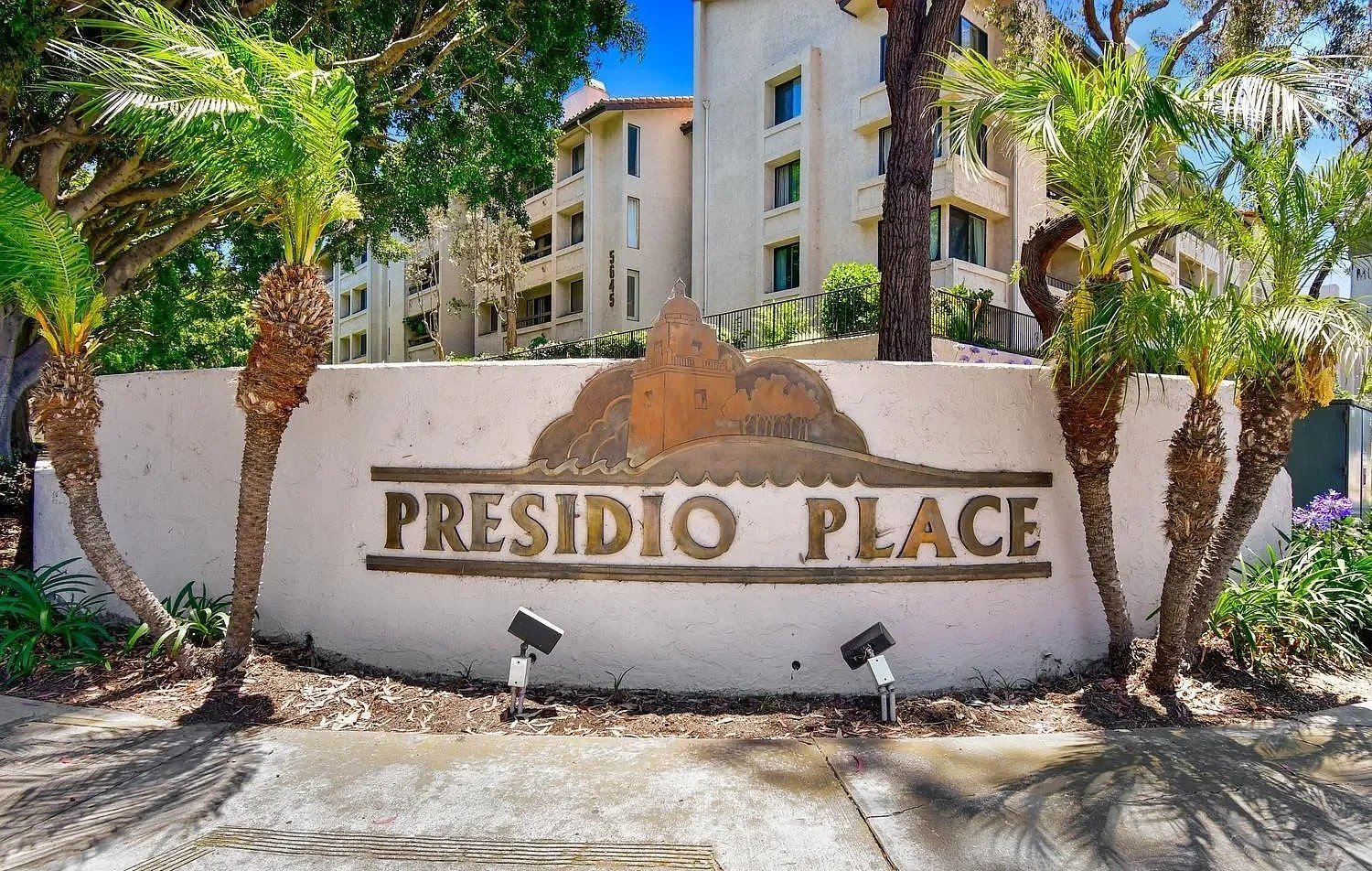 San Diego Condo: 5605 Friars Rd