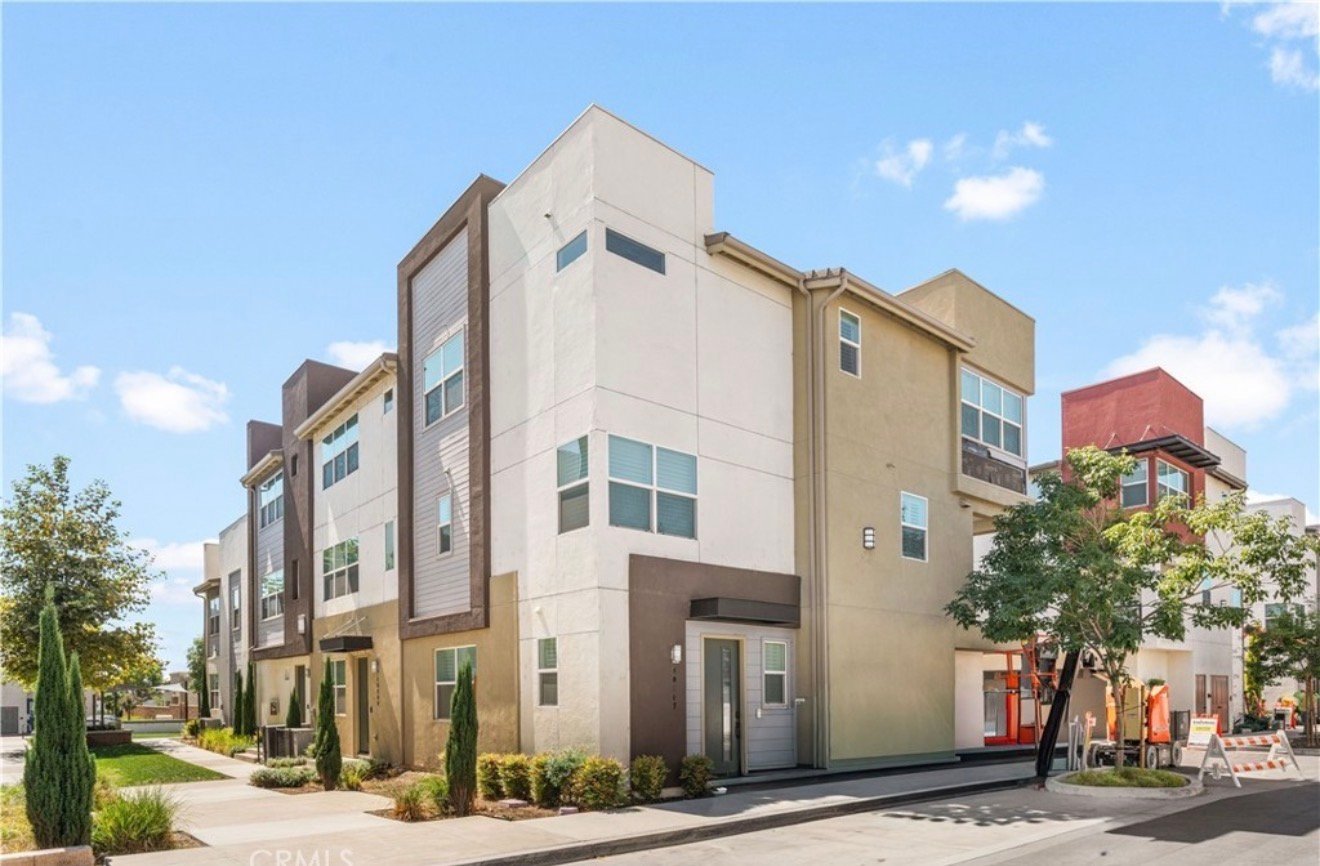 Rancho Cucamonga Townhome: 10591 Huxley Dr