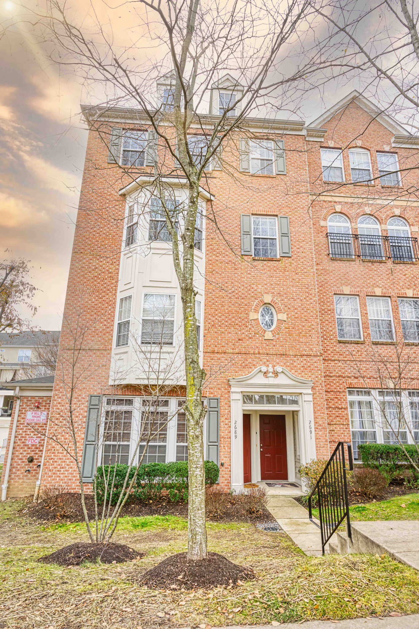 Woodbridge Townhome: 2691 Sheffield Hill Way