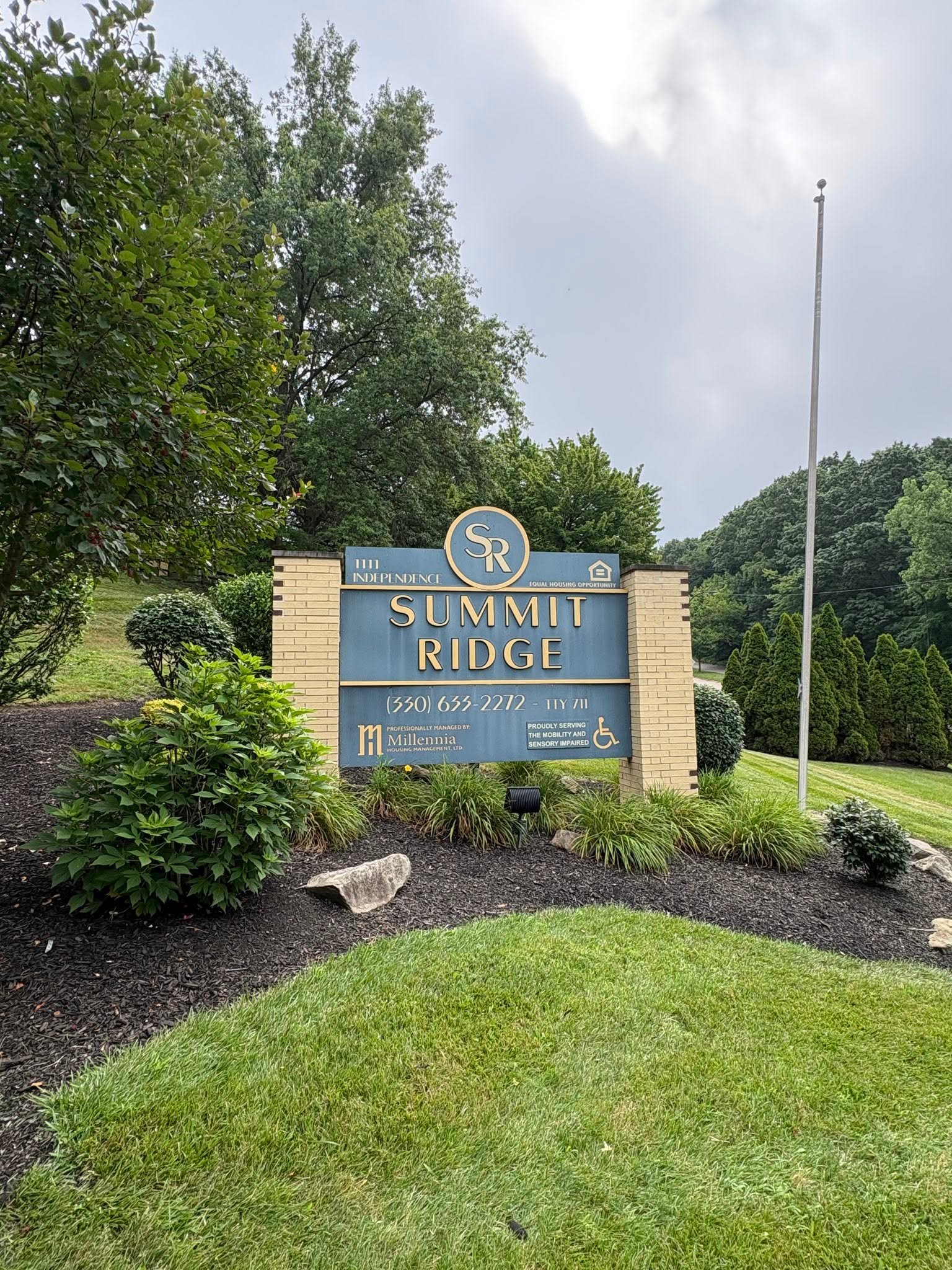 Akron Apartment: 1111 Independence Ave