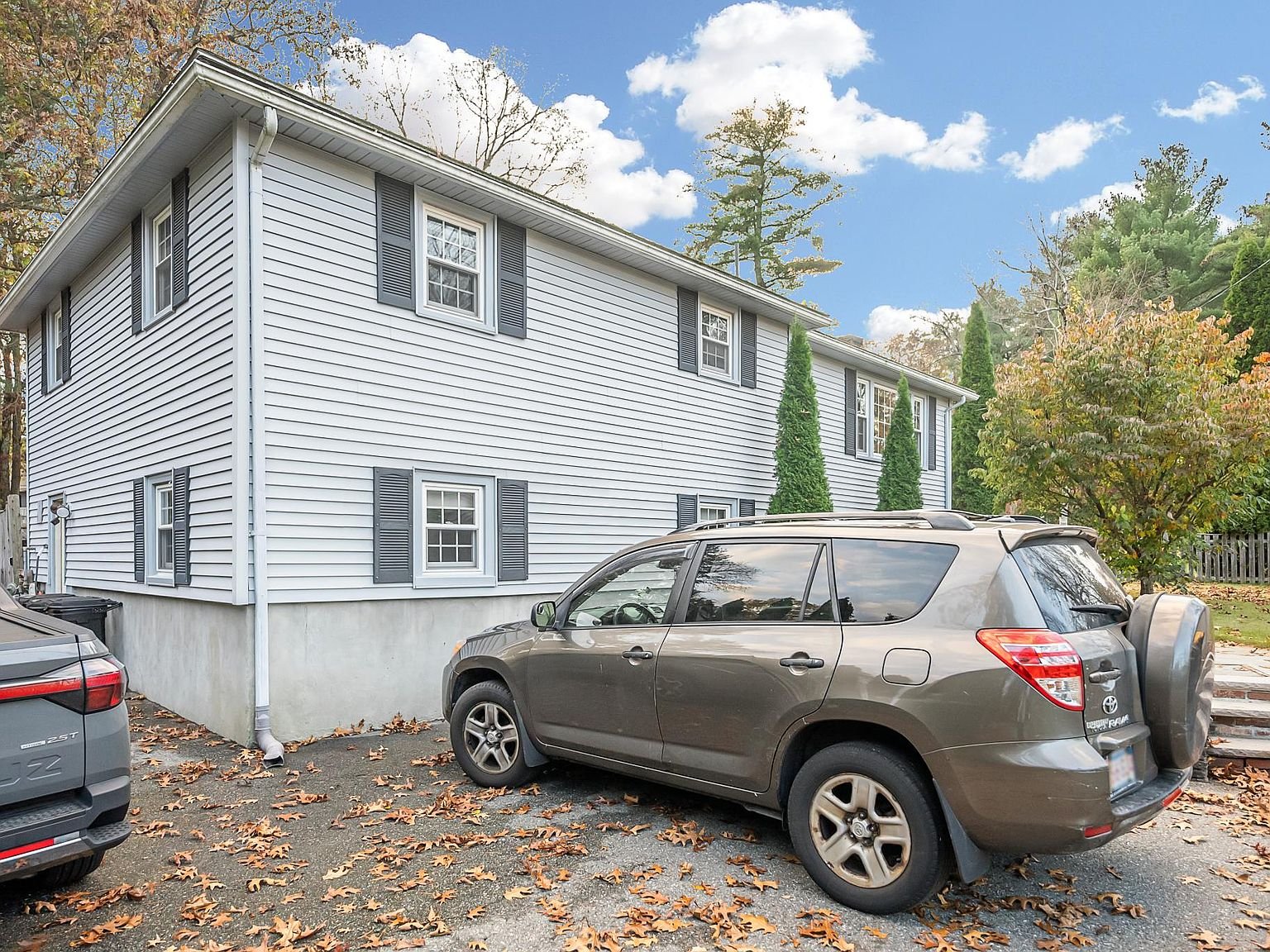 Westford House: 14 Endmoor Rd