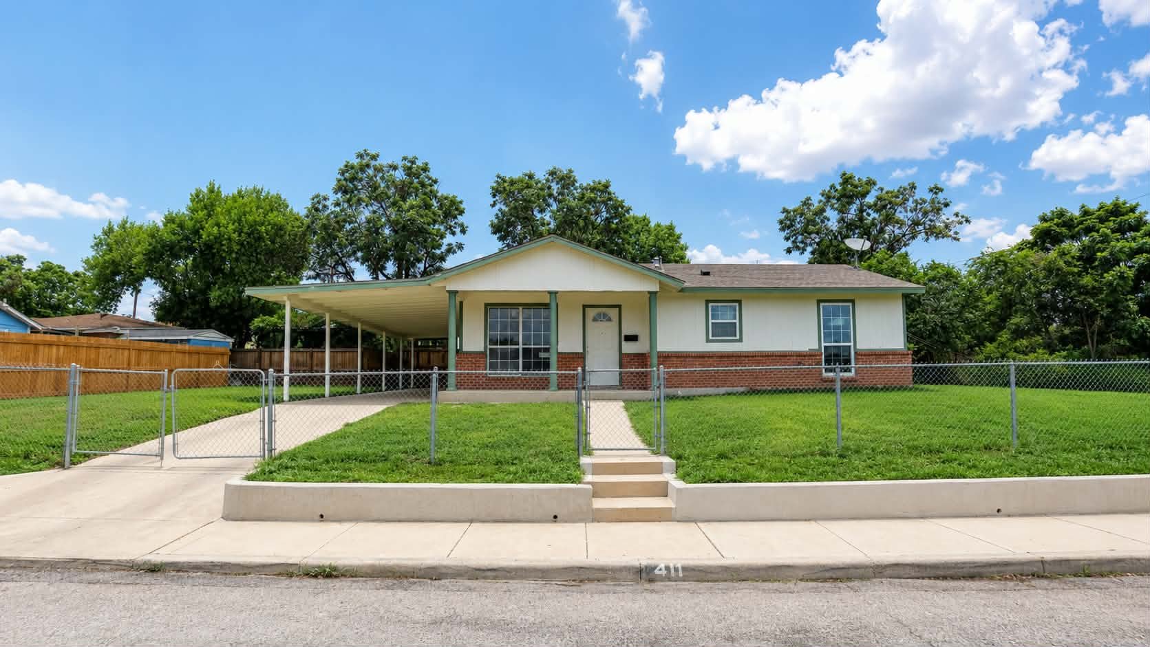 San Antonio House: 415 Potosi