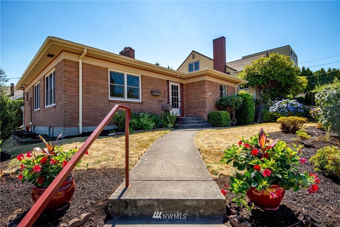 Seattle House: 3003 NW 74th St