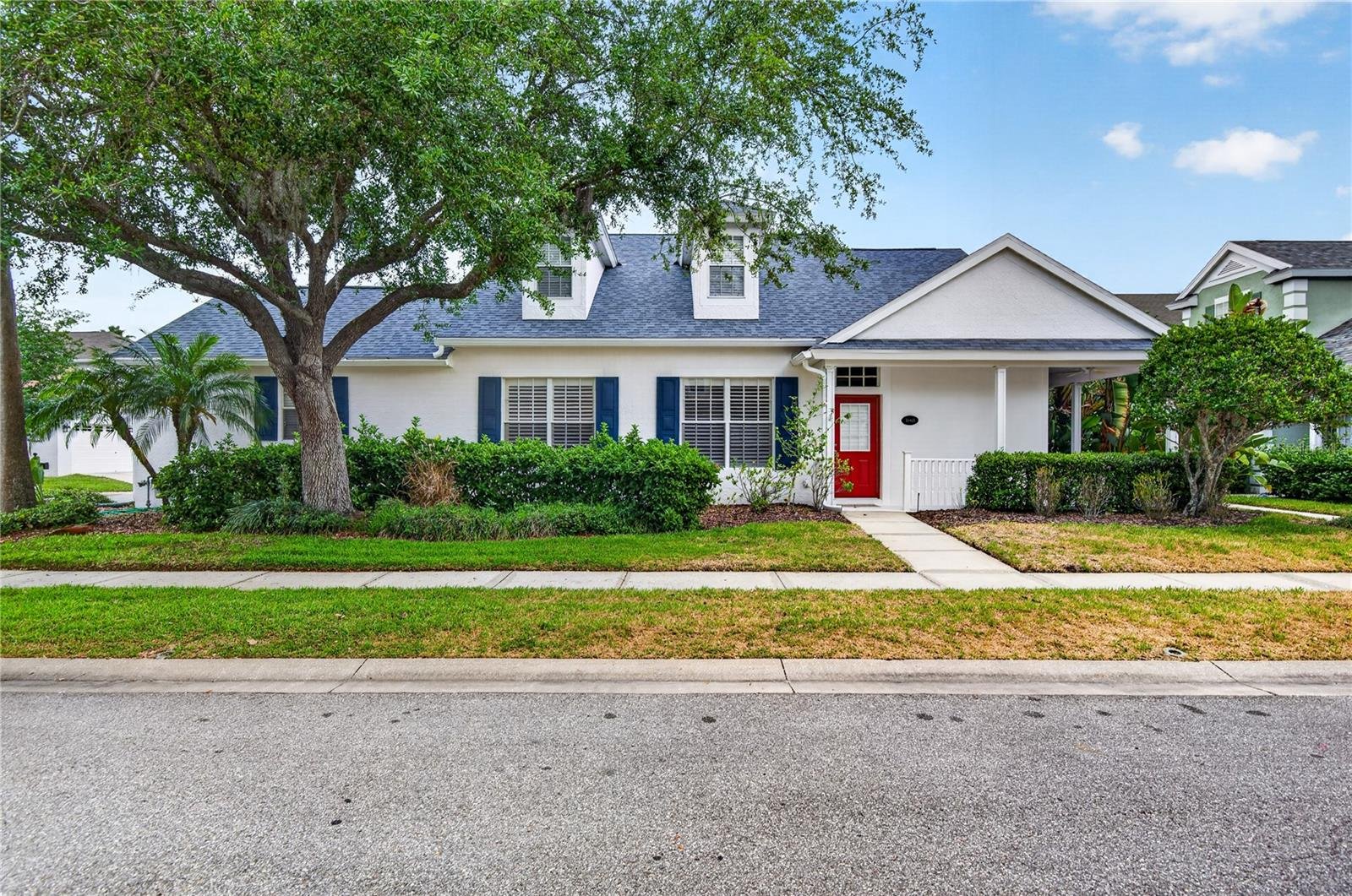 Tampa House: 10801 Spring Mountain Pl