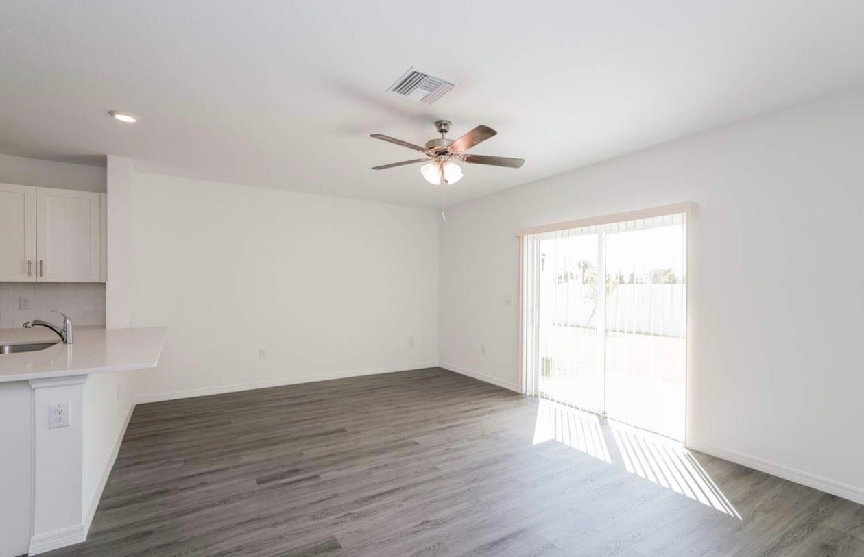 Port Saint Lucie House: 420 NW Byron St