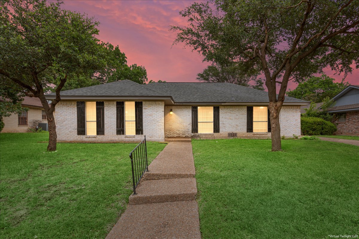 Waco House: 5600 Lake Highlands Dr