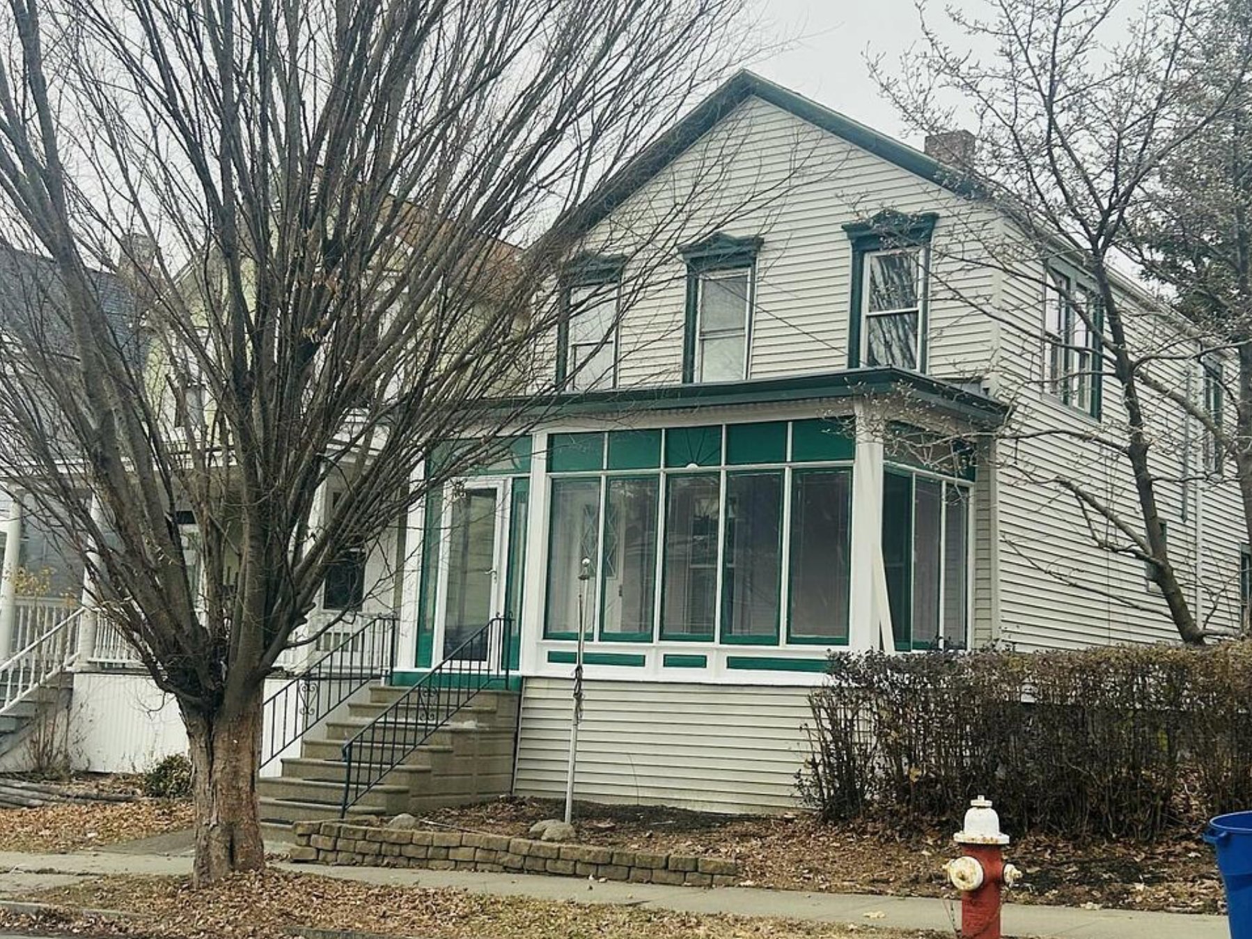 Rensselaer Single Room: 97 3rd Ave.