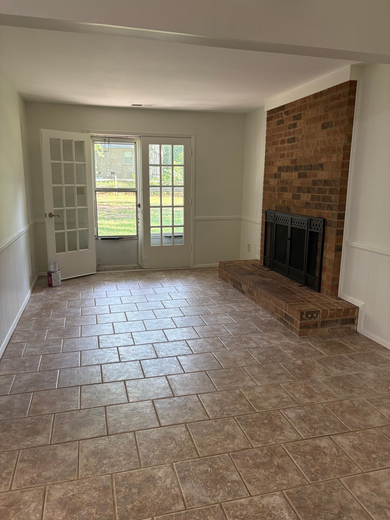 Matthews House: 124 Apple Tree Ct