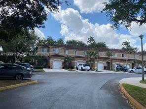 Davie Townhome: 7690 S. Southwood Cir