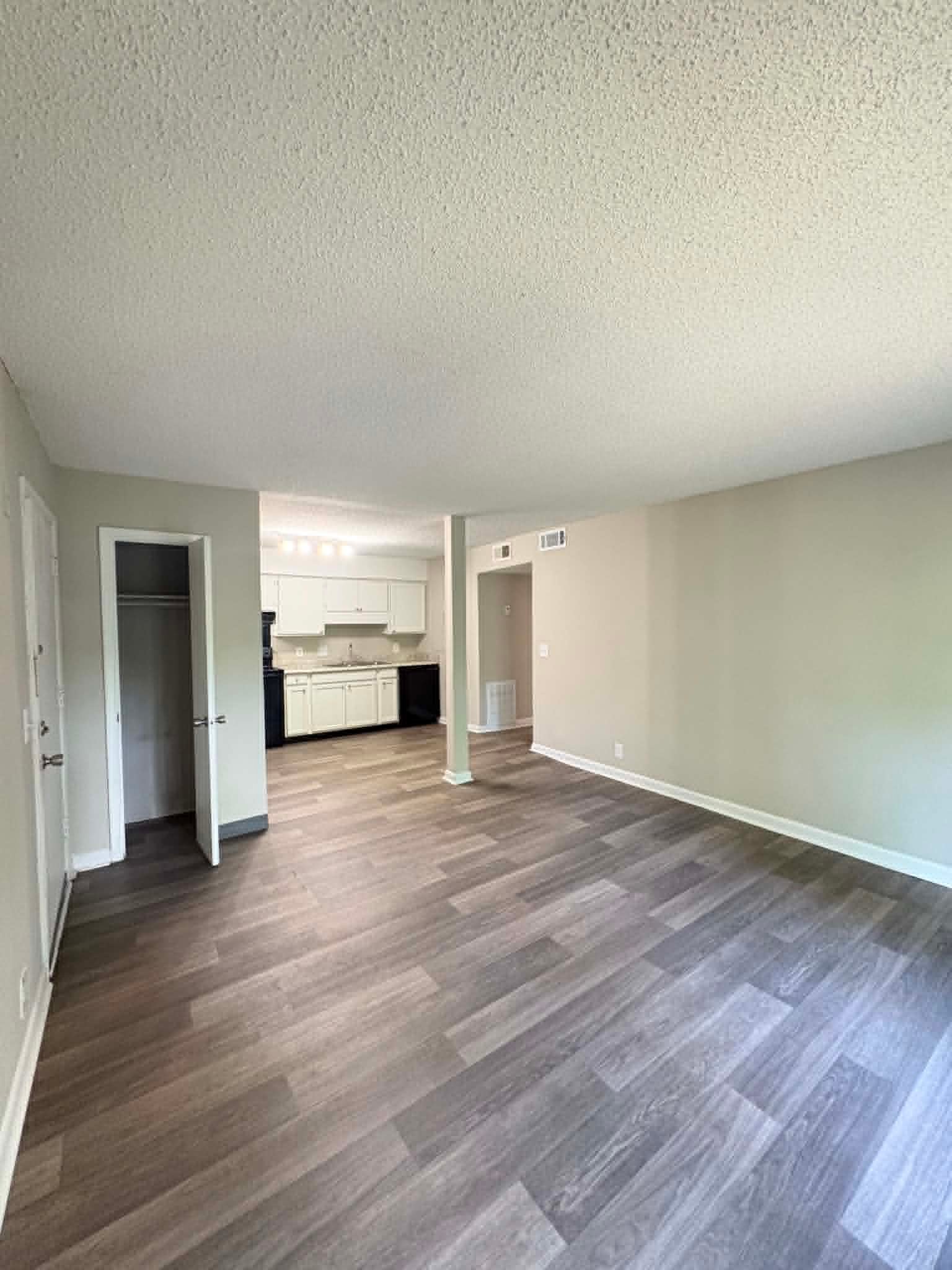 nashville Apartment: 4601 packard dr.