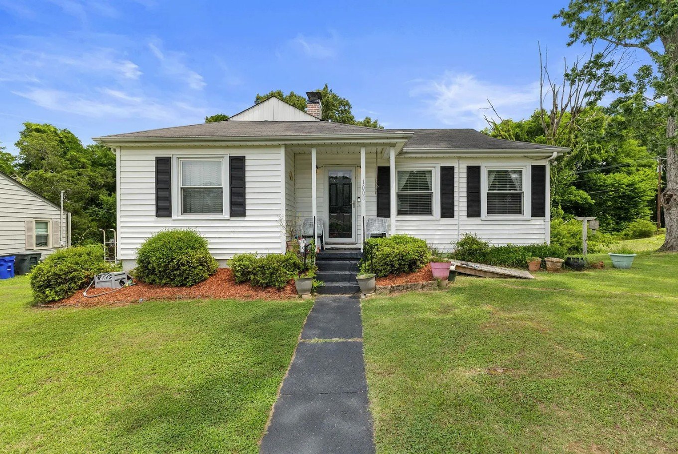 Florence House: 1008 Ridgeway St.
