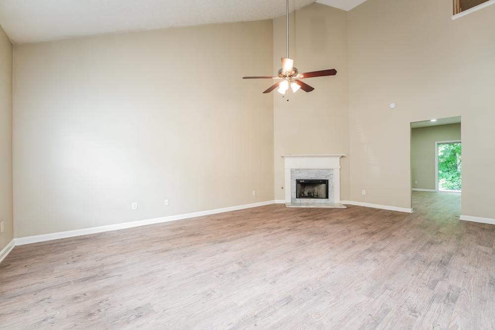 Lawrenceville House: 3862 Jackson Shoals Dr