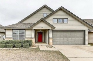 Denton House: 2304 Arrowhead Dr