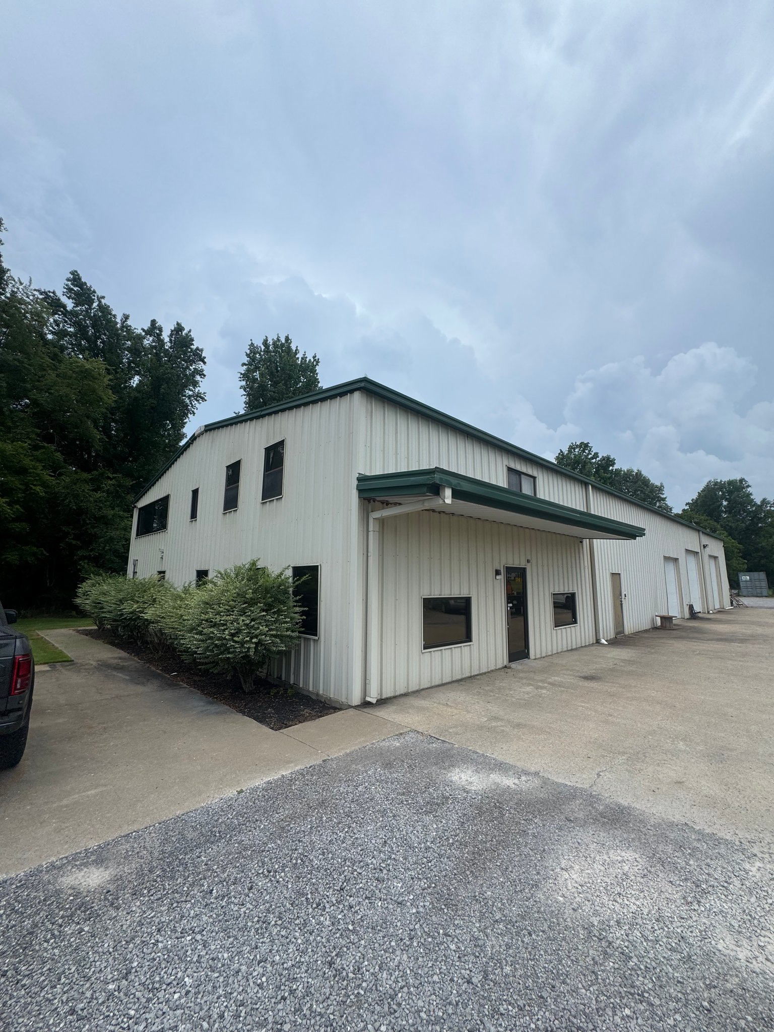 Paducah House: 6910 Lovelaceville Rd