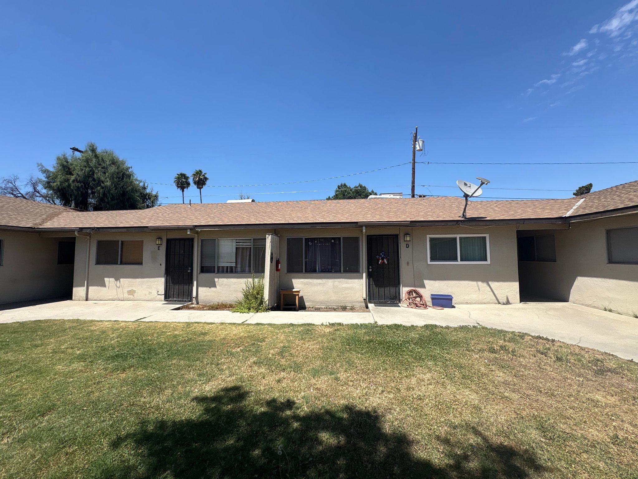 Hanford Apartment: 1706 N Douty St