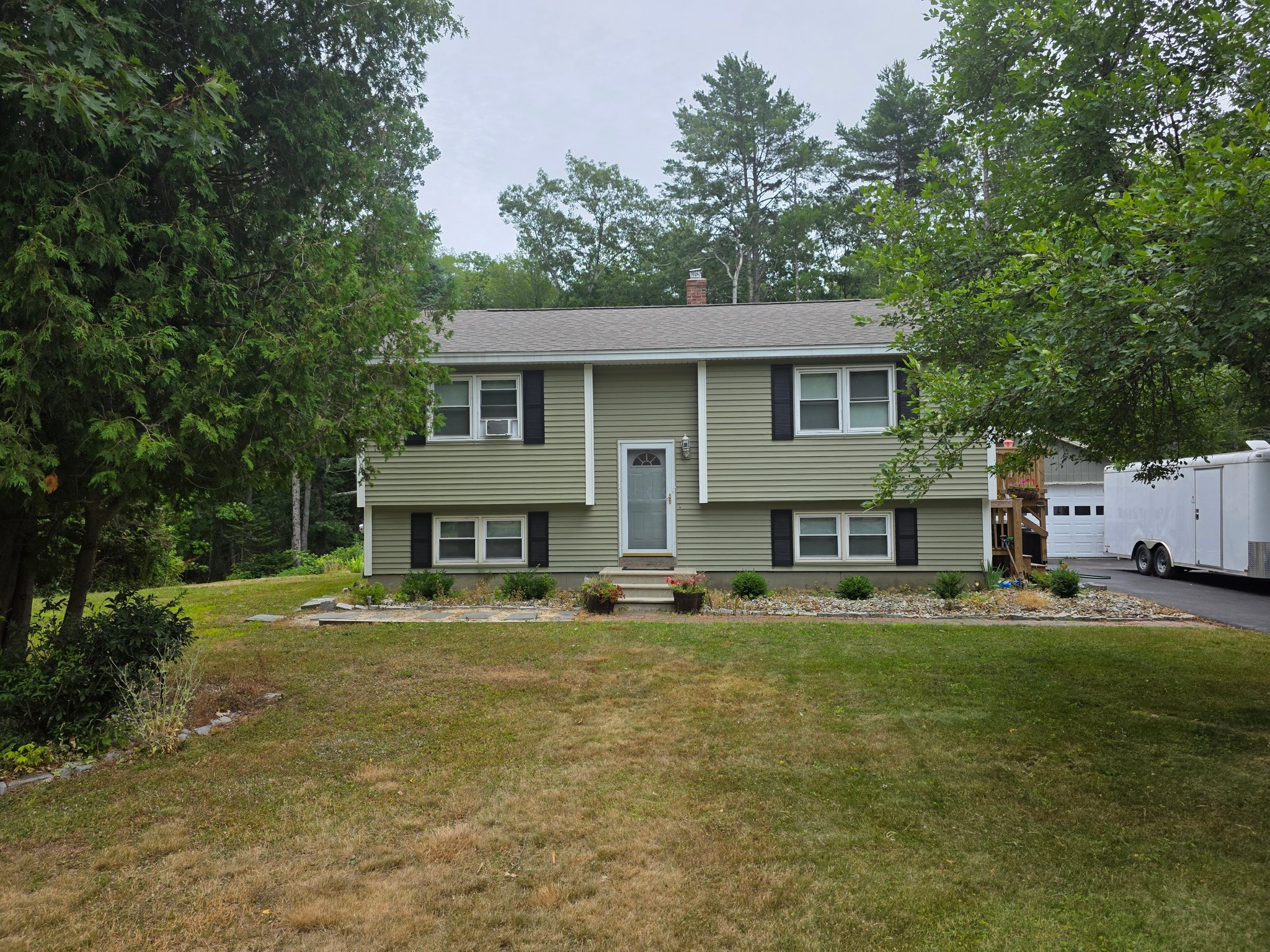 Topsham House: 3 Riverview Dr