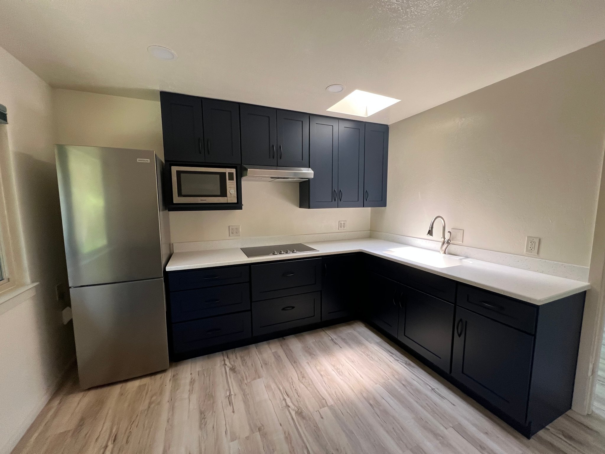 Sebastopol Other: 7840 Valentine Ave
