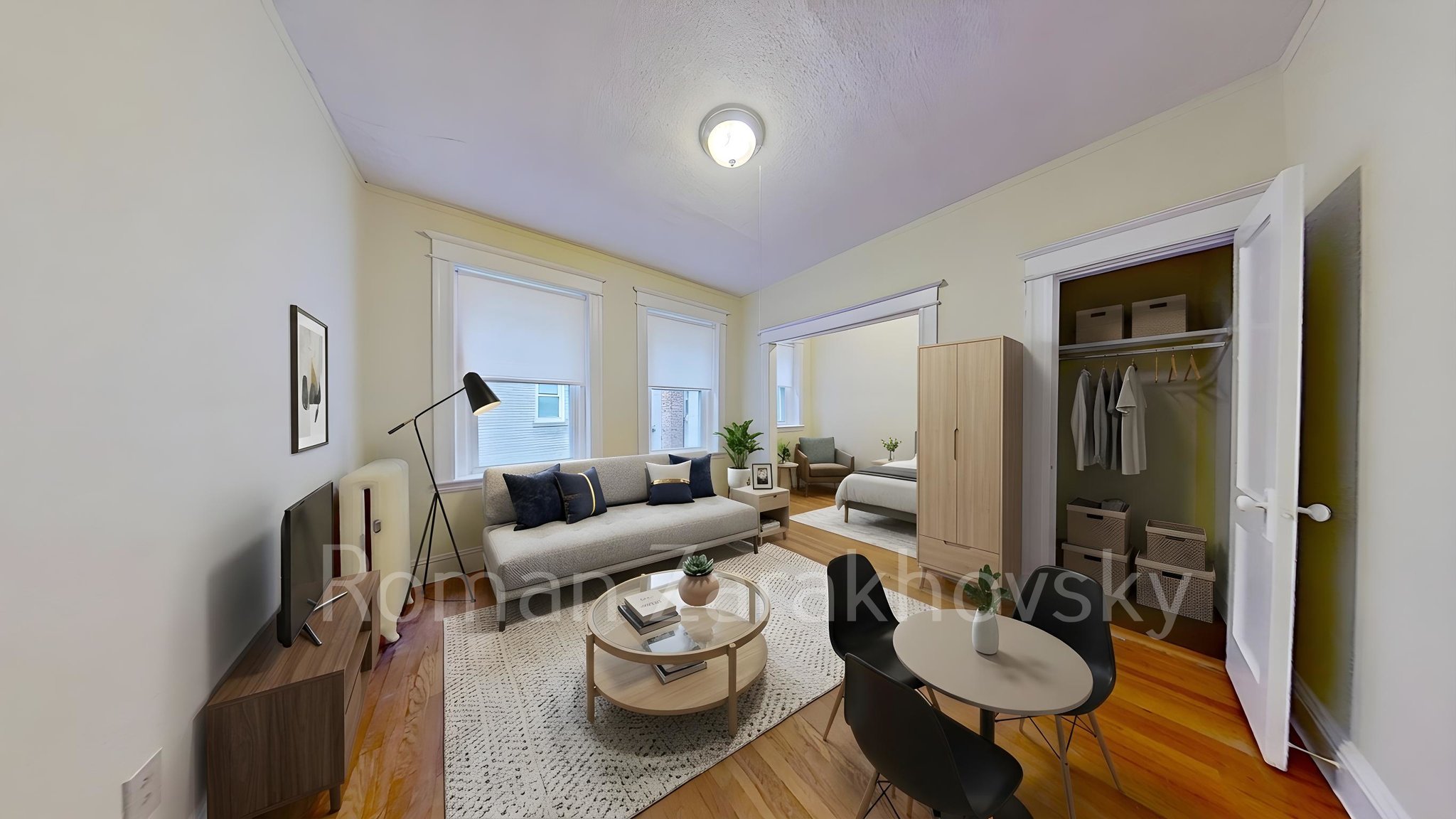 Brighton Apartment: 64 Woodstock Ave