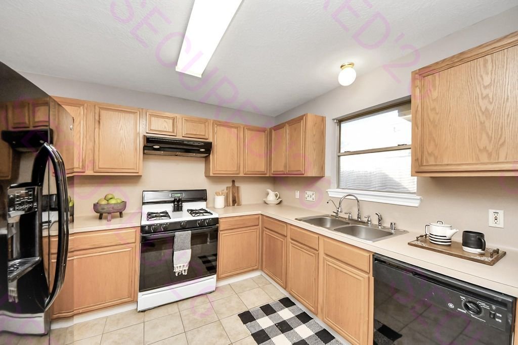 Katy Other: 5615 Brenwood Glen Trl