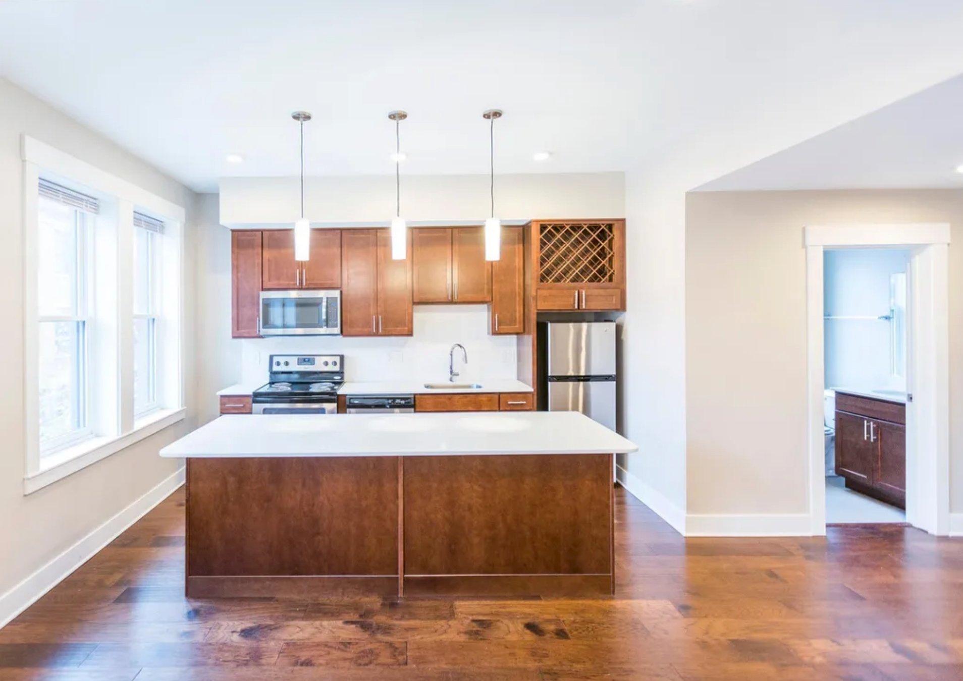 Cincinatti Apartment: 1211 Broadway St