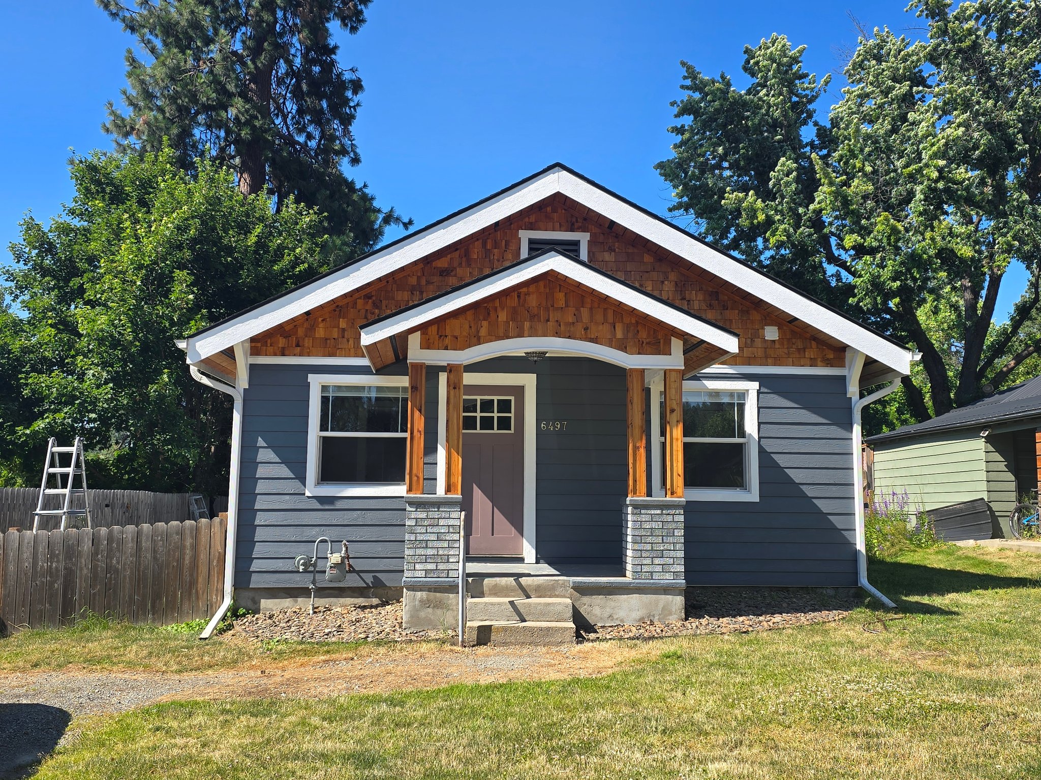 Bonners Ferry House: 6497 Jackson St