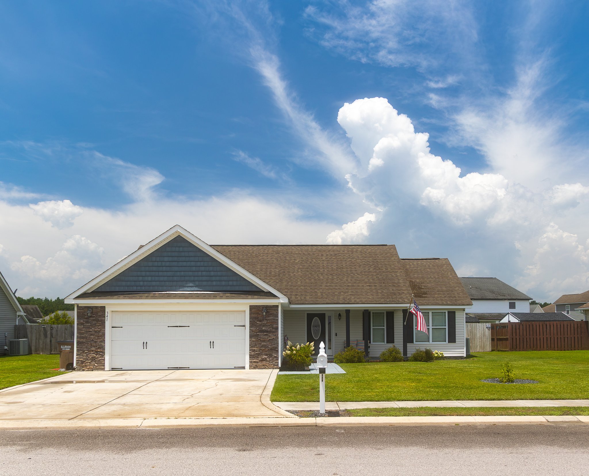 Jacksonville House: 341 Sonoma Rd