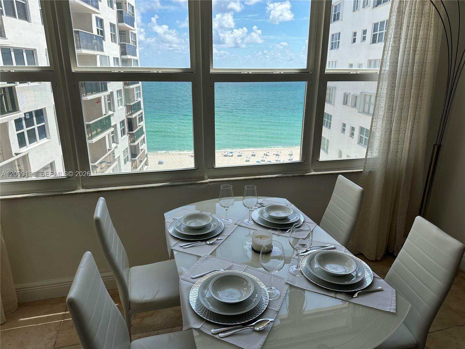 MIAMI BEACH Condo: 6039 Collins Ave