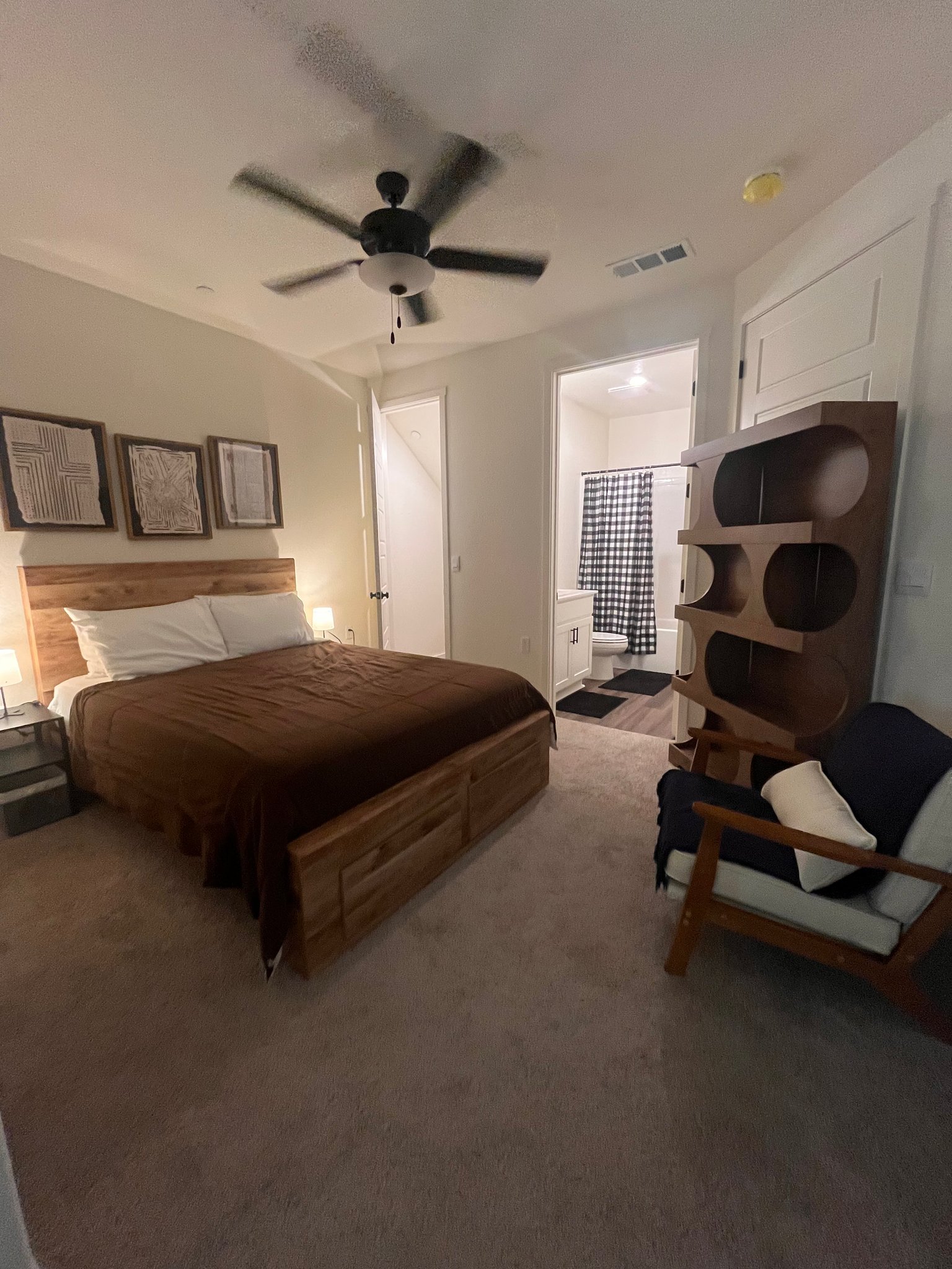Merced House: 720 Stephanie Dr