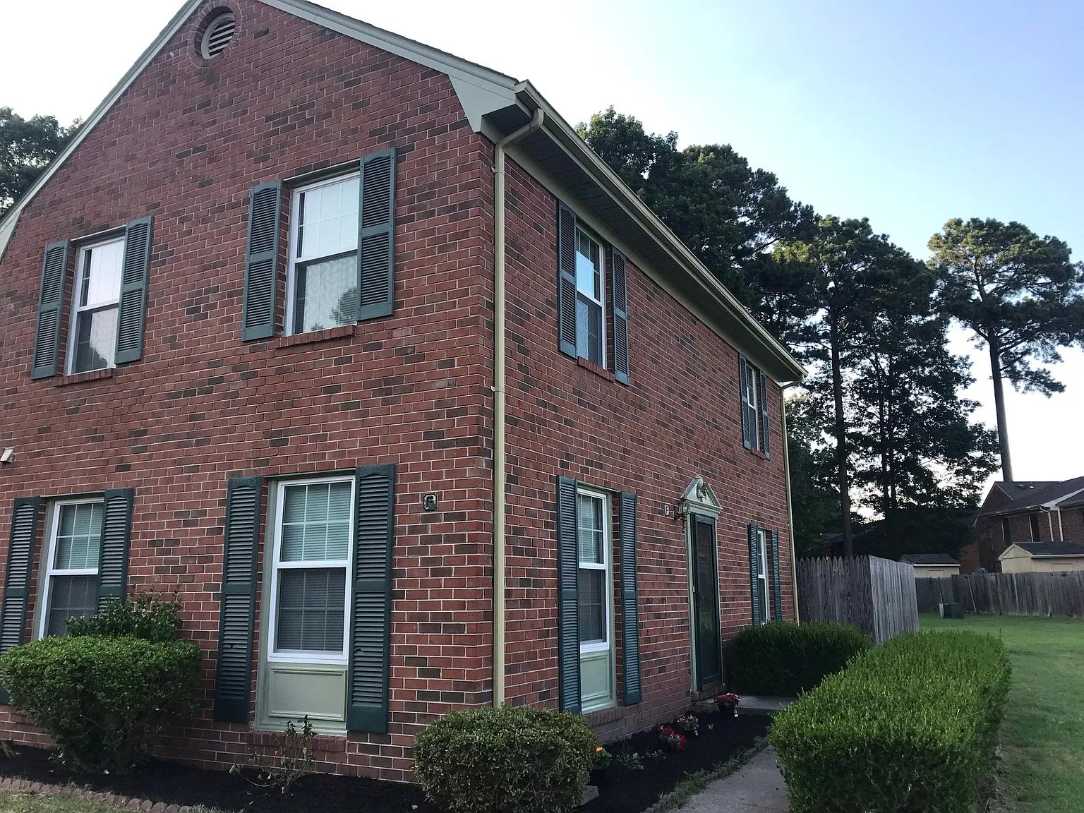 Newport News House: 293 Circuit Lane Unit #F