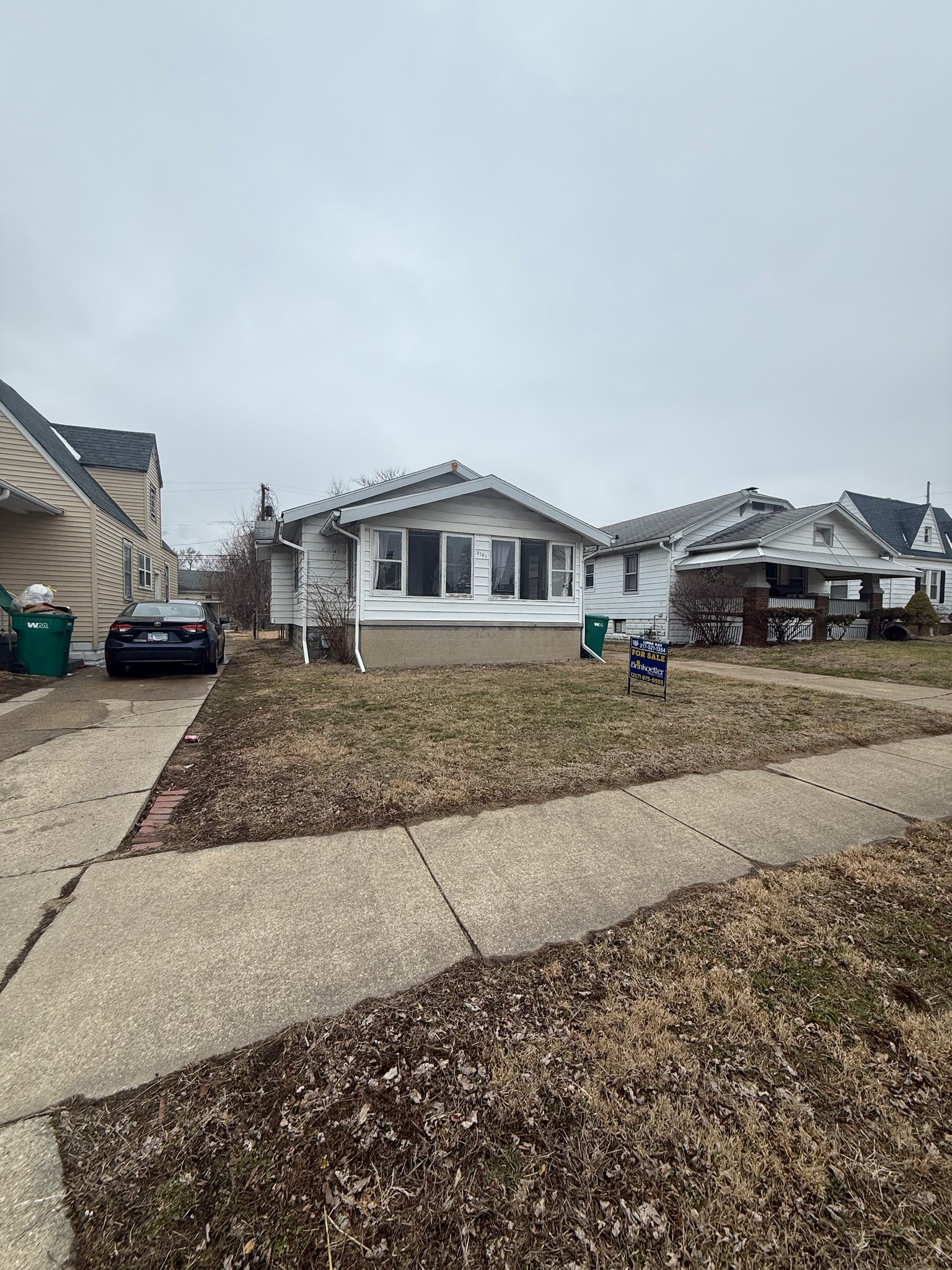 Decatur House: 2150 E Clay