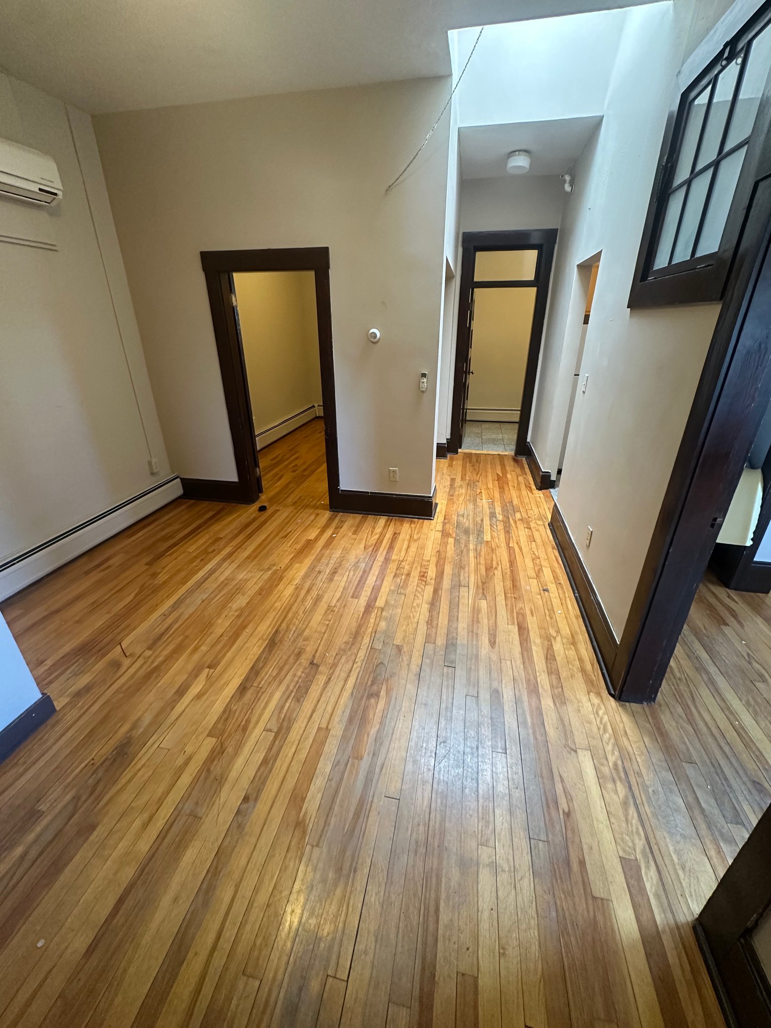 Claremont Apartment: 55 Pleasant St