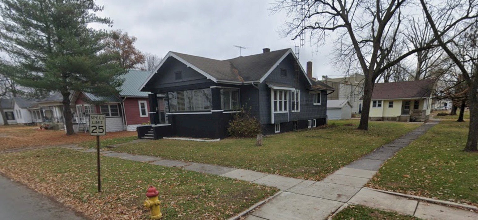 Centralia House: 235 S Hickory St