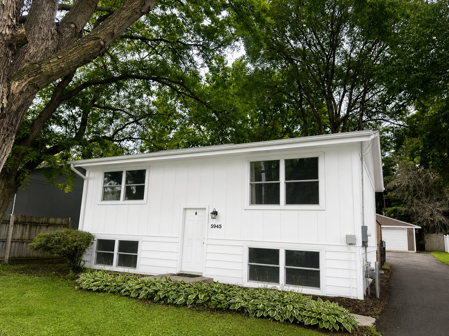 Mound House: 5945 Sunset Road