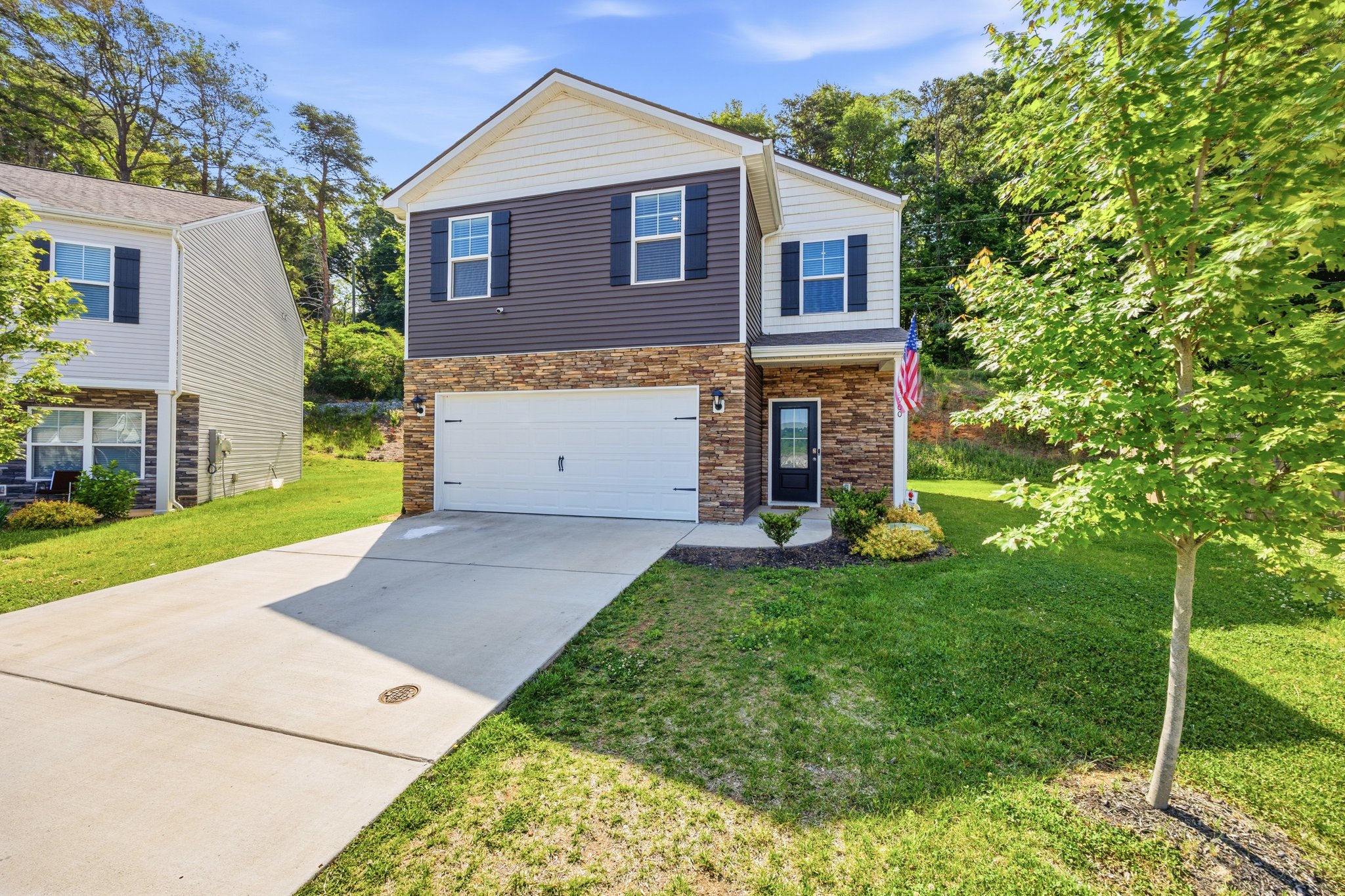 Knoxville House: 2900 Bogart Ln