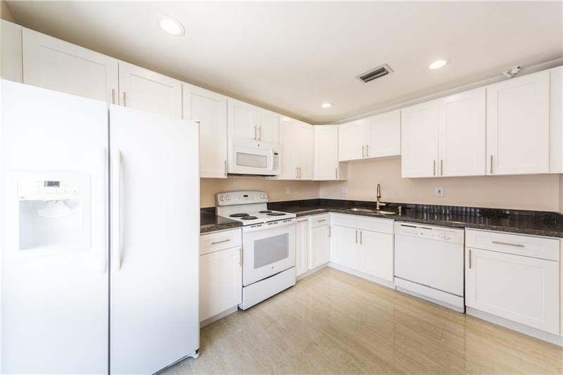 North Lauderdale Townhome: 1343 Hampton Blvd