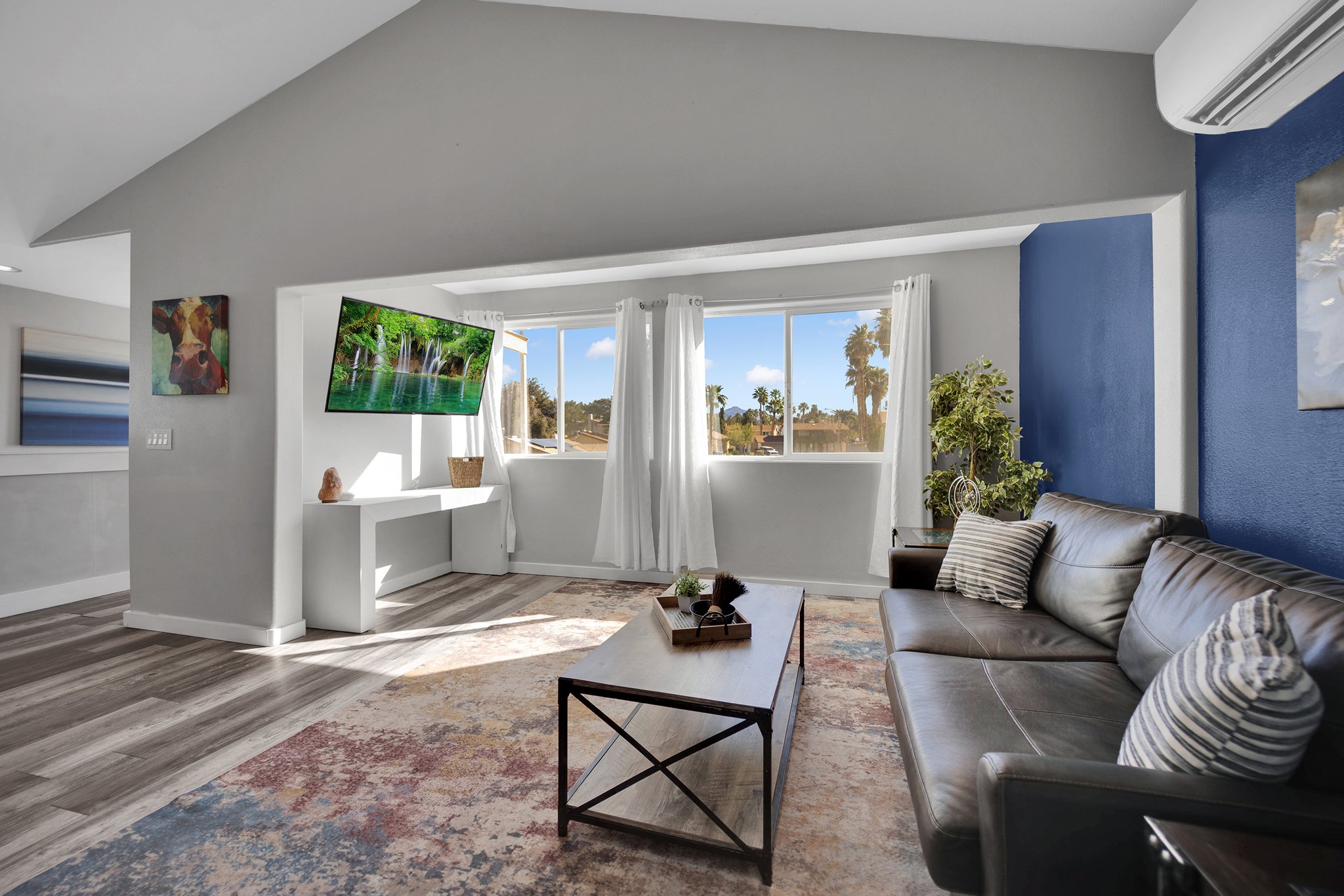 Henderson House: 2261 marlboro drive