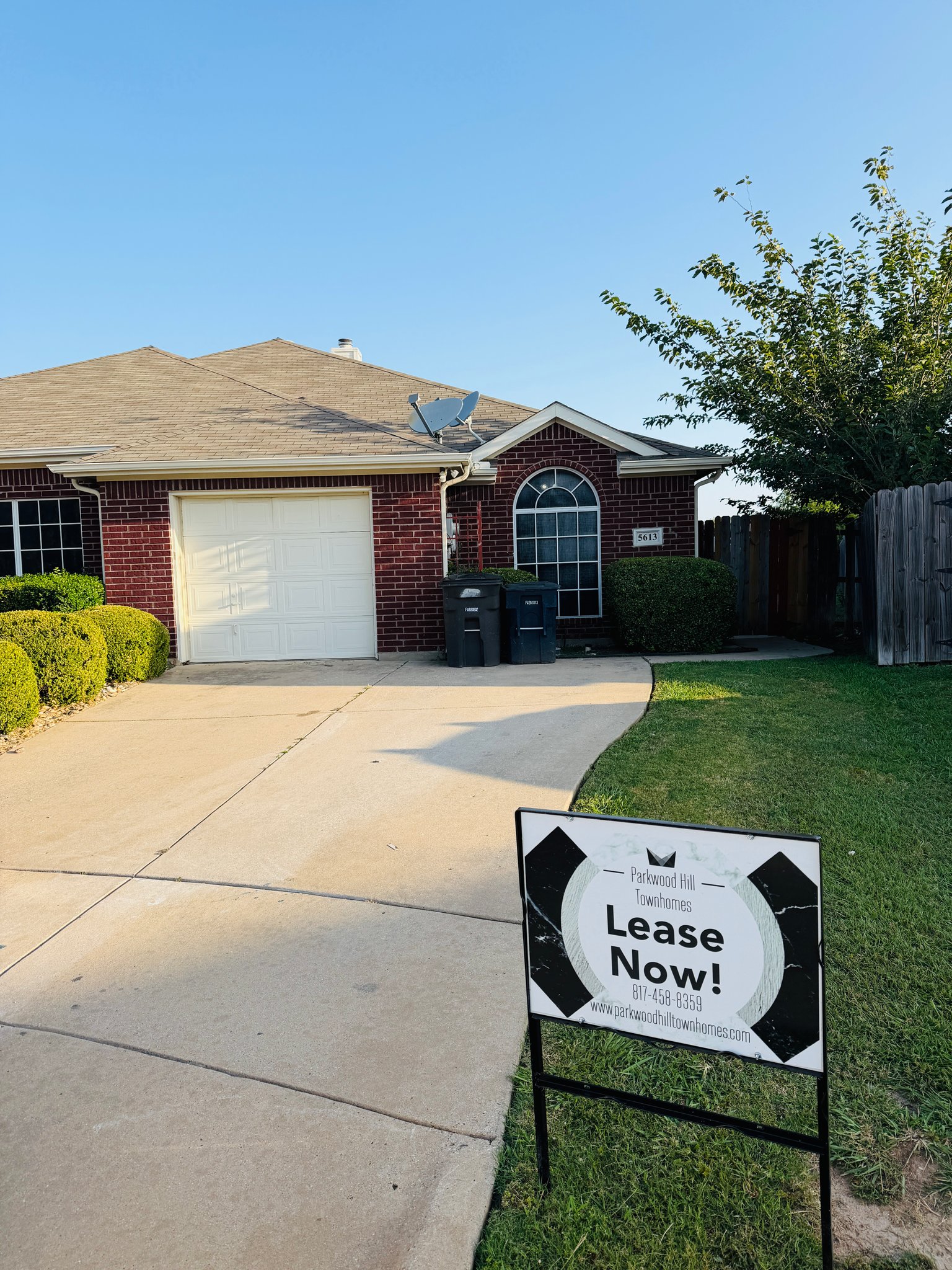 Fort Worth Townhome: 5613 Blackmon Court